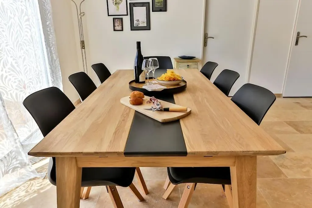 Villa Les Coccinelles Saint-Etienne-du-Gres Holiday home
