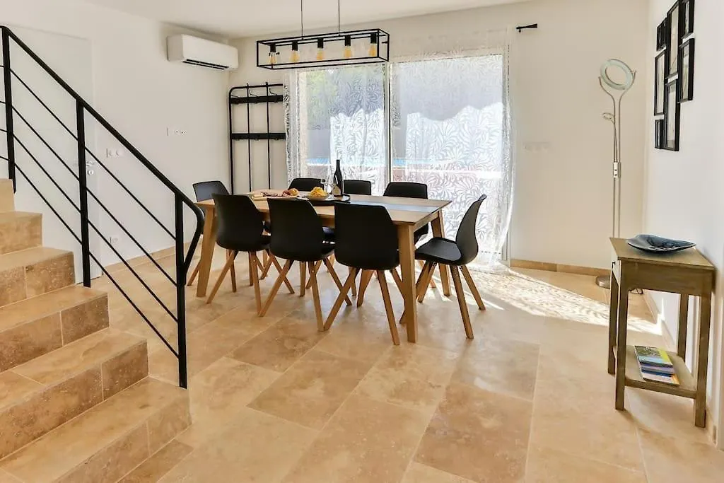 Villa Les Coccinelles Saint-Etienne-du-Gres Holiday home